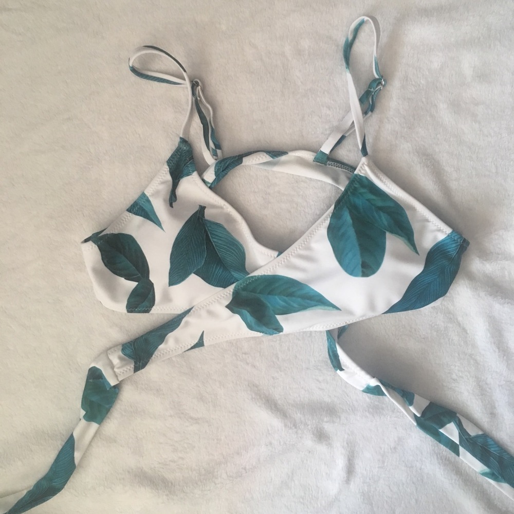 Leaf print swim top